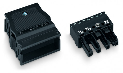 0200000200037040000100b6