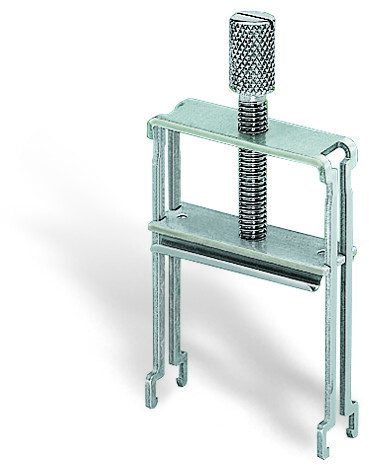 02000001000381e7000100b6